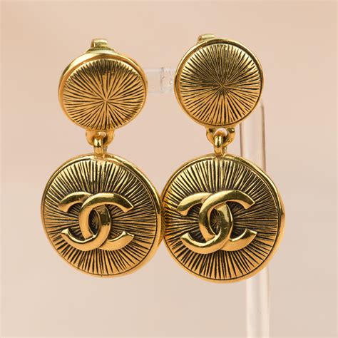 chanel coin earring